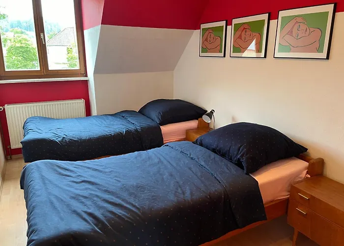 Kleine Bauernhof-Wohnung Im Stadtbusbereich