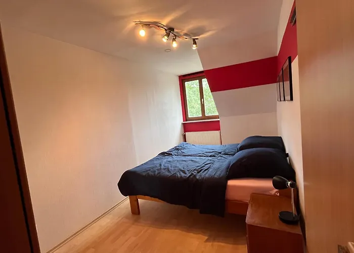Kleine Bauernhof-Wohnung Im Stadtbusbereich