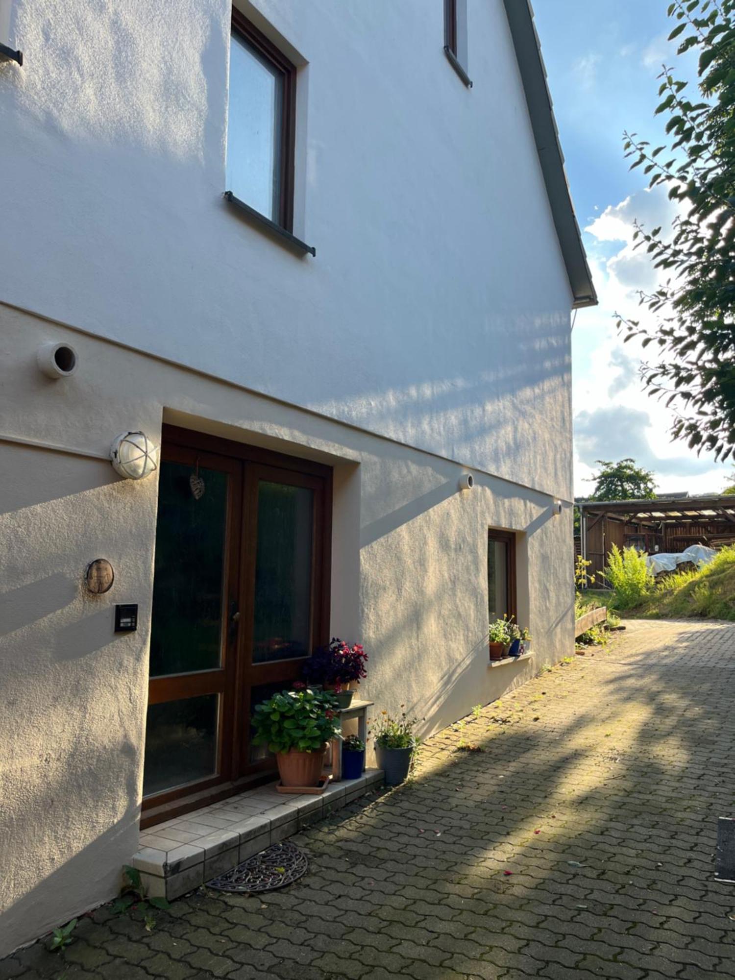 Apartment Kleine Bauernhof-wohnung Im Stadtbusbereich